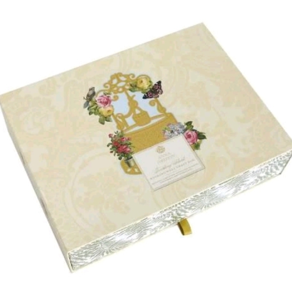 Anna Griffin Finishing School Kit - Wishing Well 1566H, Make 18 Cards, Craft Box